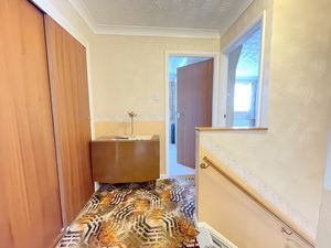 Manor Road- click for photo gallery